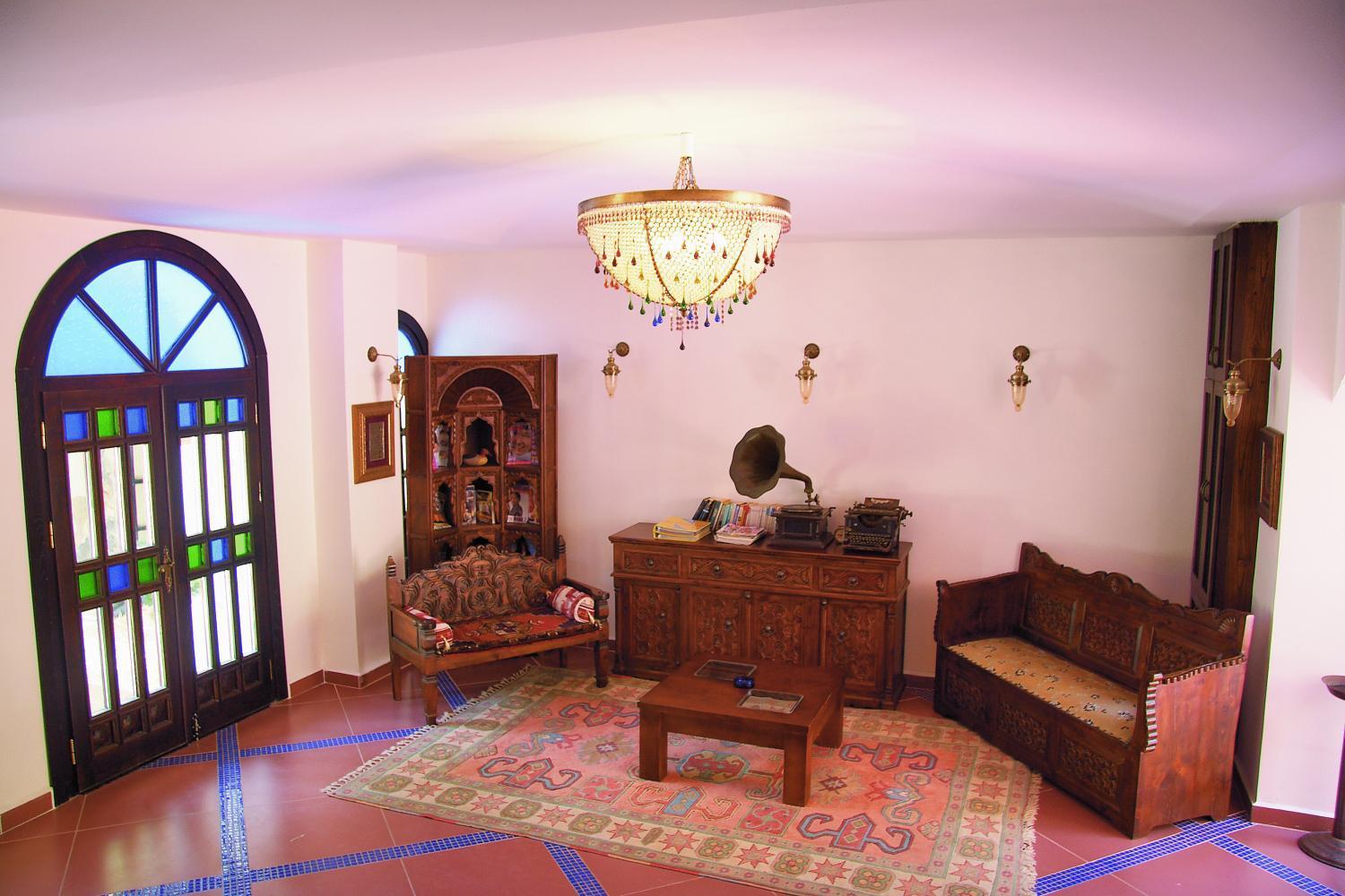 Hotel Altinsaray 3*